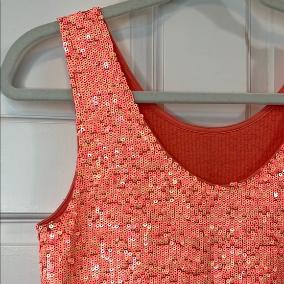 J. Crew Peach Sequin Tank Top with Rounded Neckline - Size XS - Picture 12 of 13